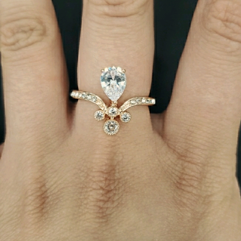 Womans ring